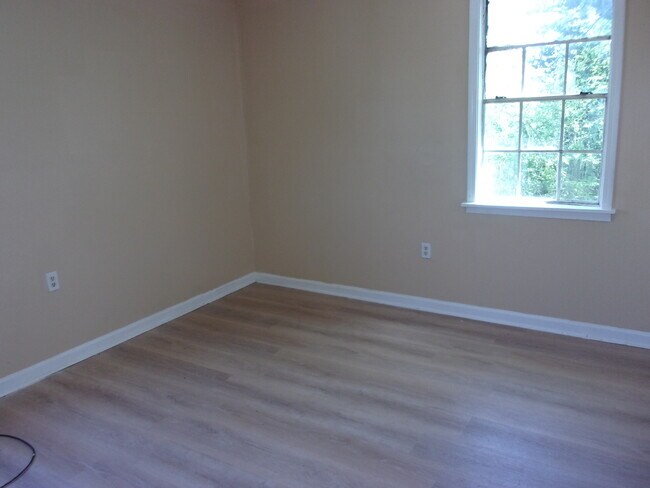 Building Photo - 1646 S Orleans St