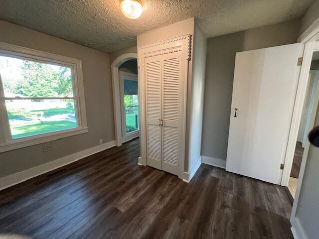 Building Photo - 1407 Bel Aire Dr