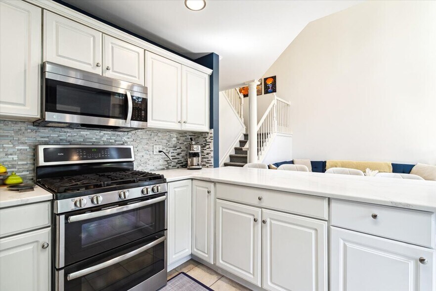 Building Photo - 471 Mahogany Ct
