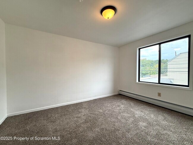 Building Photo - 42 Cleveland St