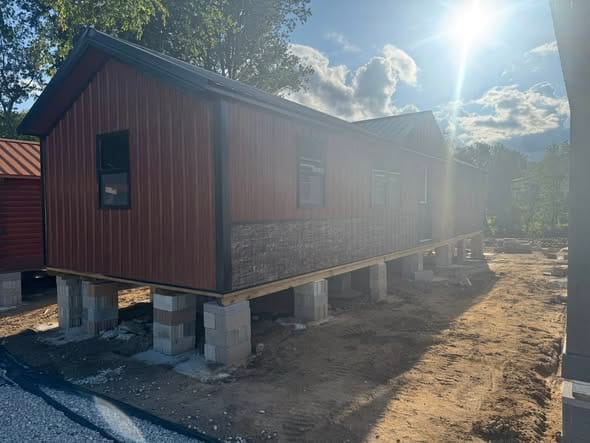 Building Photo - 44 Landon Ln