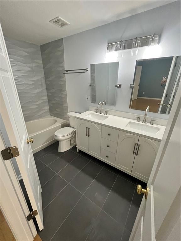 Building Photo - 4645 Valais Ct