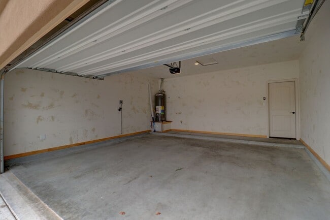 Building Photo - 3972 Pennsylvania Pl