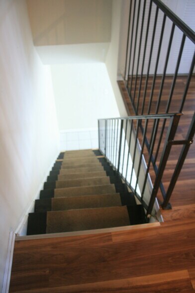 Building Photo - 3364 Alouette Cir