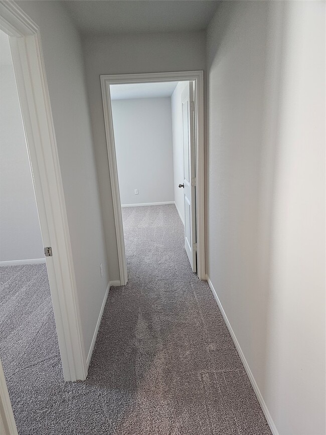 Building Photo - 5207 Shallowhurst Ln