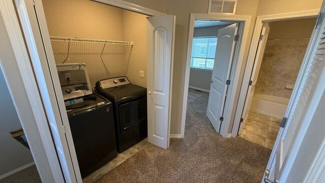 Building Photo - Spacious Two-Story Home in Growing Lorson Ranch Community