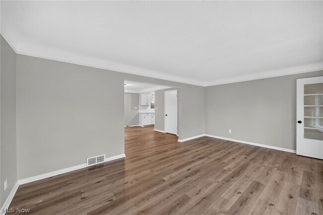 Building Photo - 1597 E 230th St