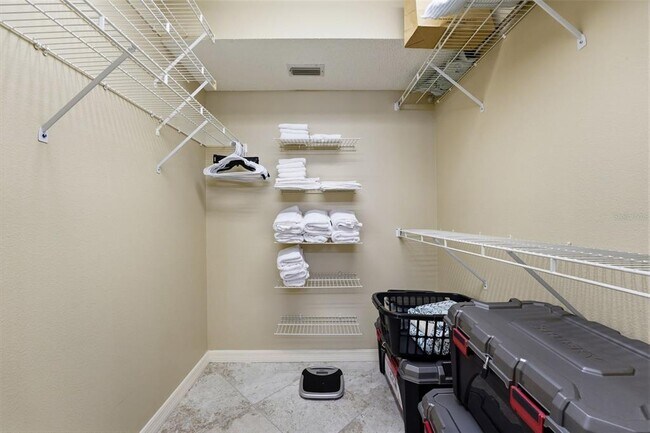 Building Photo - 5501 Ashton Way