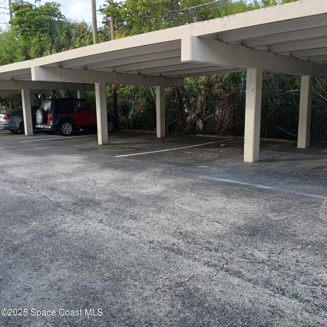 Building Photo - 250 N Banana River Dr