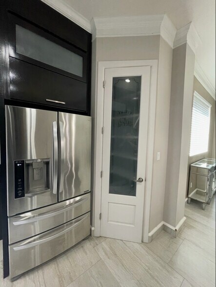 Building Photo - 3506 Featherie St