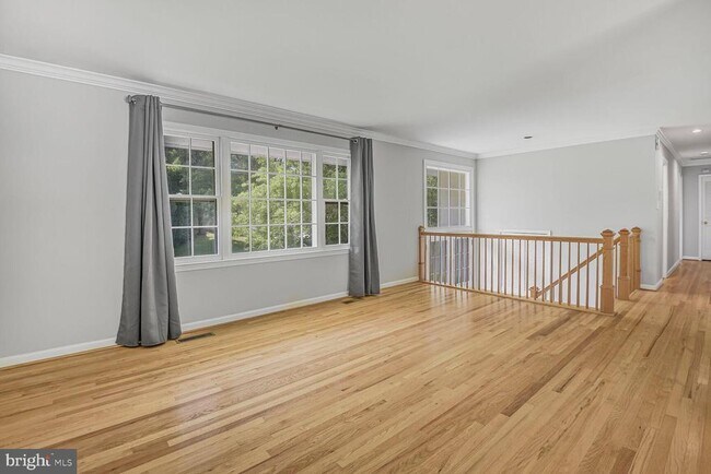 Building Photo - 11733 Ambleside Dr