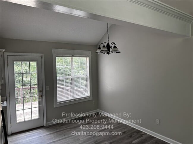 Building Photo - 6815 Benwood Dr