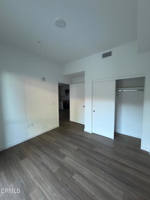 Building Photo - 18900 Parthenia St