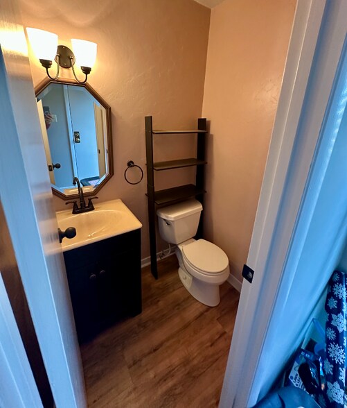 Building Photo - 11705 S Briar Patch Dr