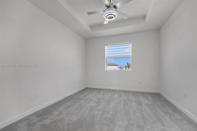 Building Photo - 2425 SE 28th Dr