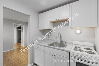 Building Photo - 118 Charles St