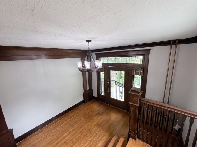 Building Photo - 1258 Agnes Pl