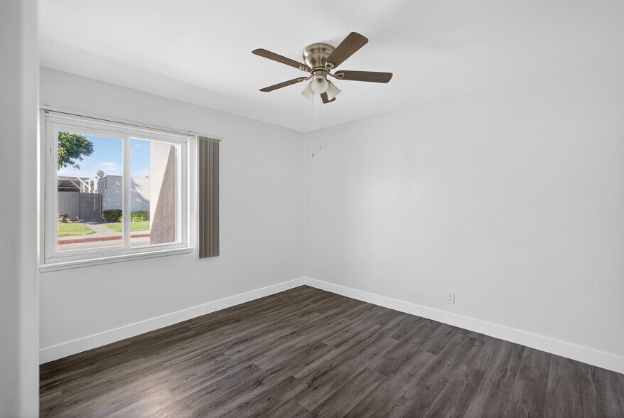 Building Photo - 2100 W Ball Rd