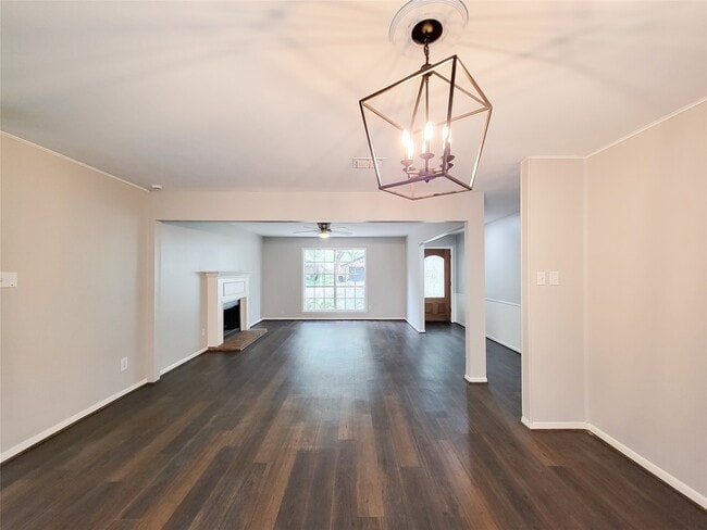 Building Photo - 1803 Cypress Dr