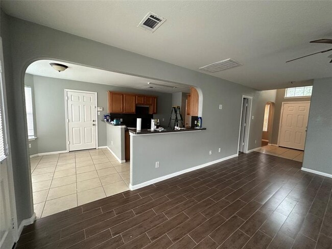 Building Photo - 4043 Hawthorn Glen Ct