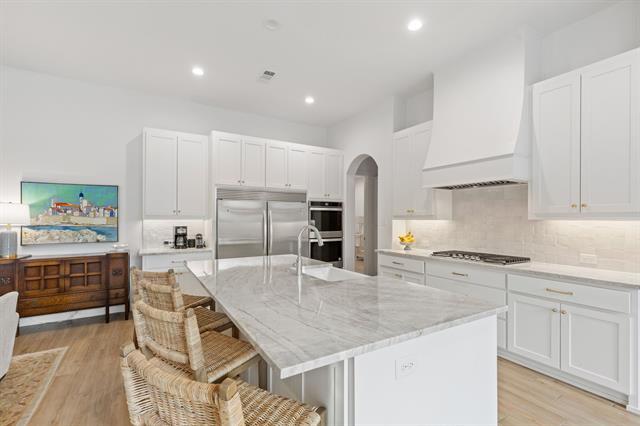 Building Photo - 9847 Mixon Dr