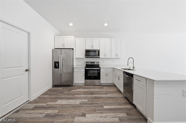 Building Photo - 10087 Amicola St