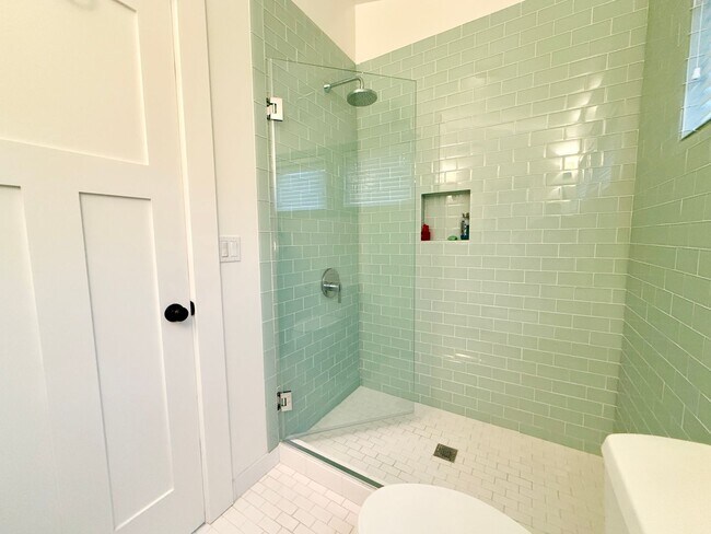 Building Photo - 251 San Pedro Ave