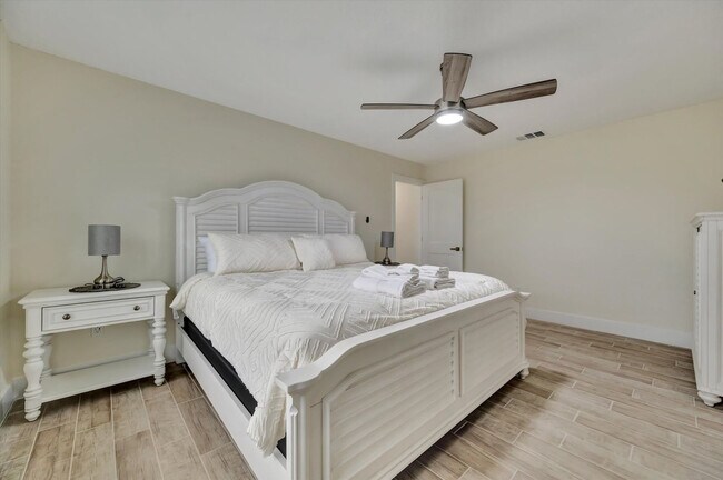 Building Photo - 7724 Simon Ridge Ct