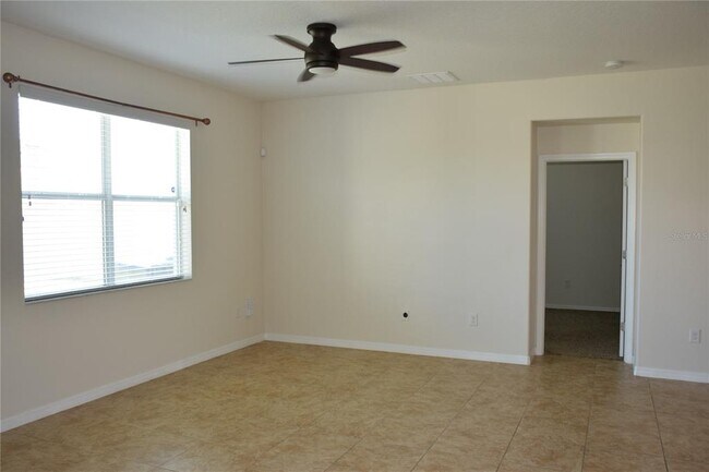Building Photo - 2705 Carrickton Cir