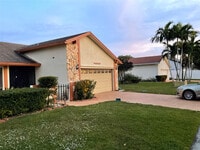 Building Photo - 4770 NW 85th Ave