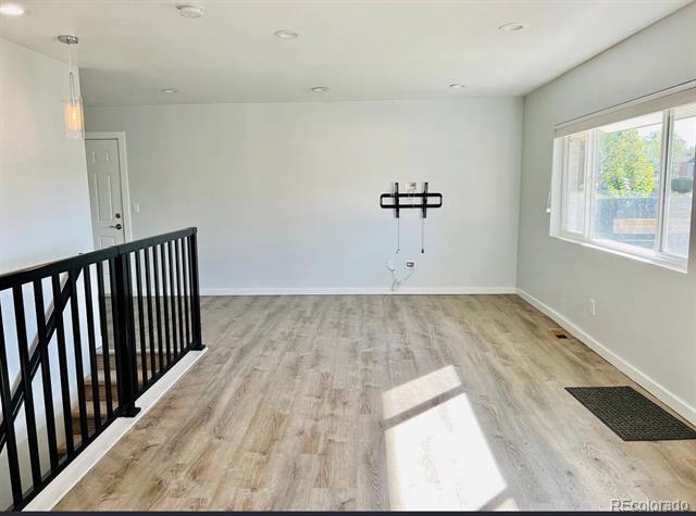 Building Photo - 3146 Milwaukee St