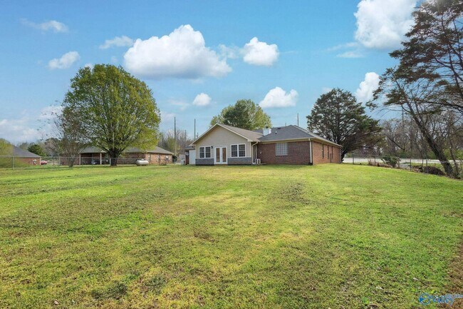 Building Photo - 106 Smith Vasser Rd