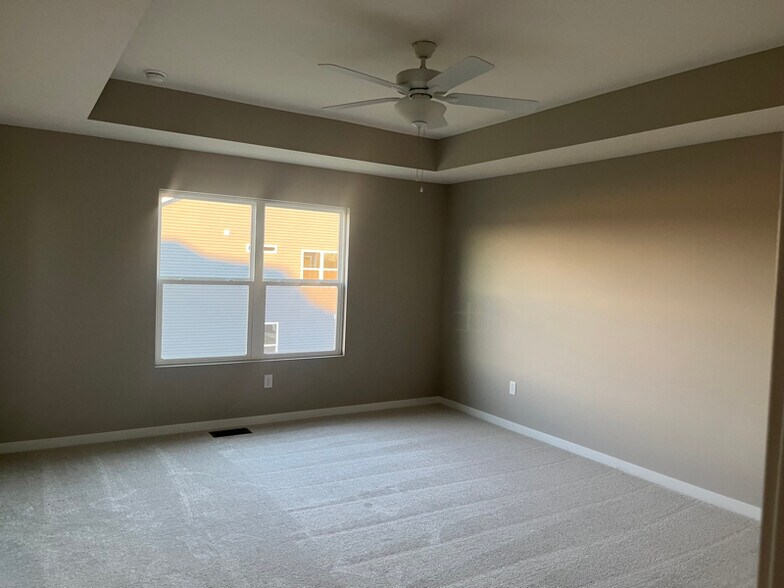 Building Photo - 2712 Drycreek Ct