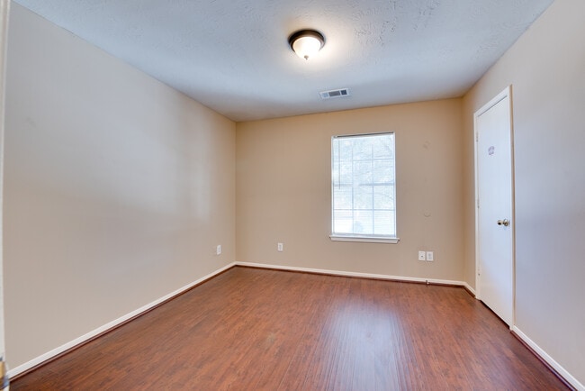 Building Photo - 6611 Amberfield Ln
