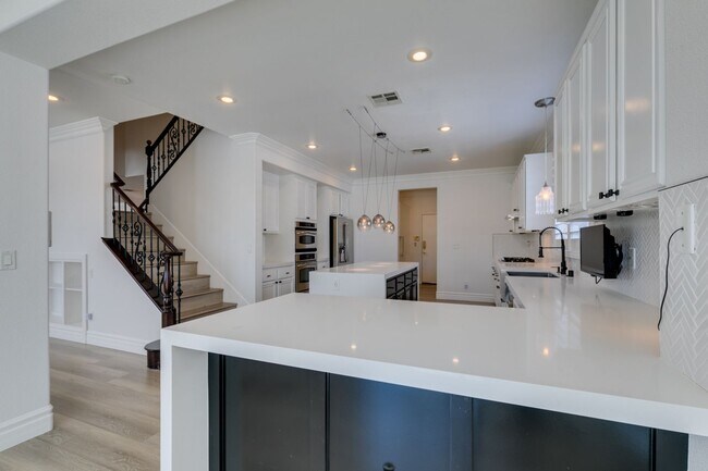 Building Photo - 4104 Freel Peak Ct