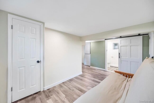 Building Photo - 62 Forest Ave