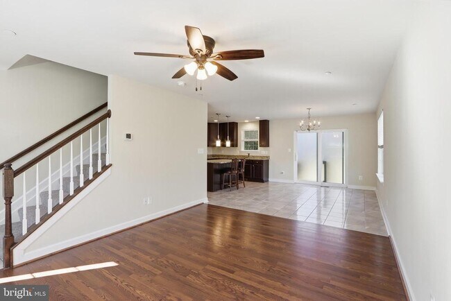 Building Photo - 410 Thelma Rd