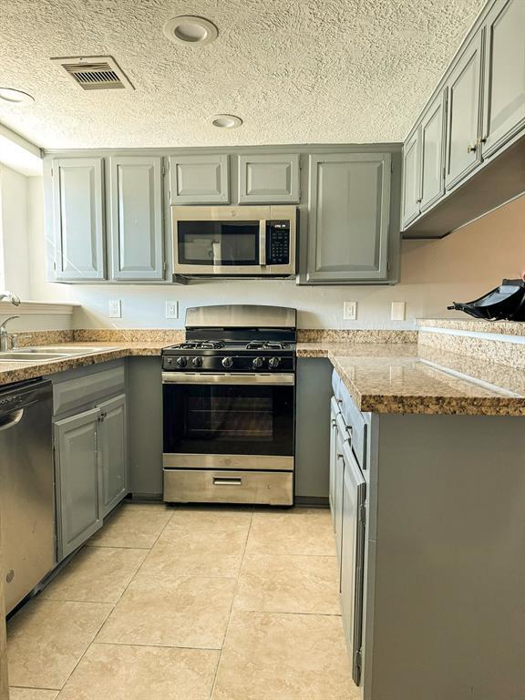 Building Photo - 1969 Country Village Blvd