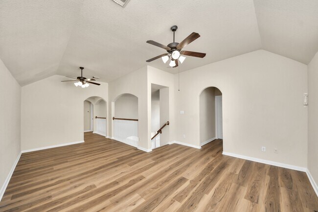 Building Photo - 8627 Sweet Pasture Dr