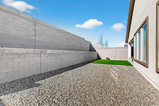 Building Photo - 8345 Salinger Wy NW