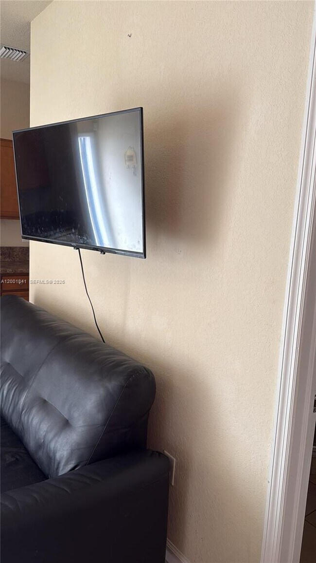 Building Photo - 16961 SW 90th Terrace