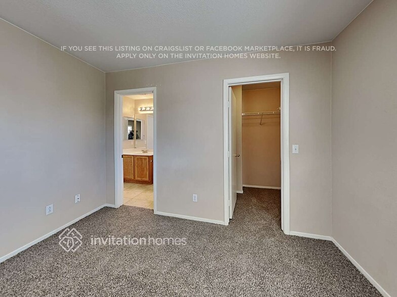 Building Photo - 5028 Dancing Lights Ave