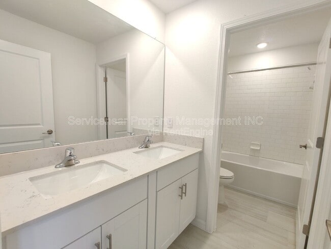 Building Photo - 22279 Storybook Cabin Wy