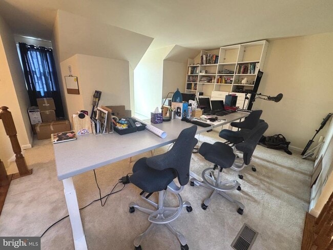 Building Photo - 8732 Stone Hill Pl