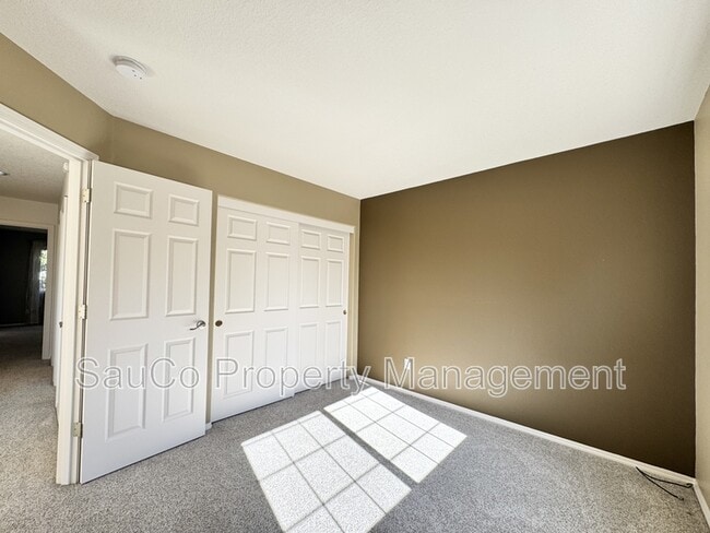 Building Photo - 14705 NW Benny Dr