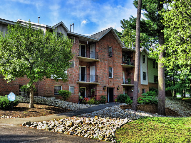 Apartment Building - Hawthorne Gardens