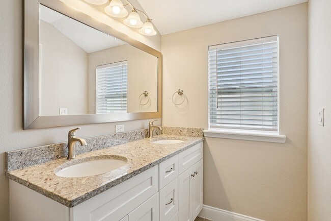 Floorplan - Eleven Oaks