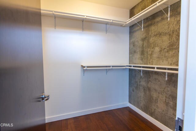 Building Photo - 1100 S Hope St