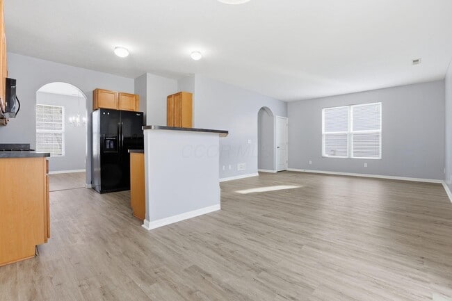 Building Photo - 511 Anthem St