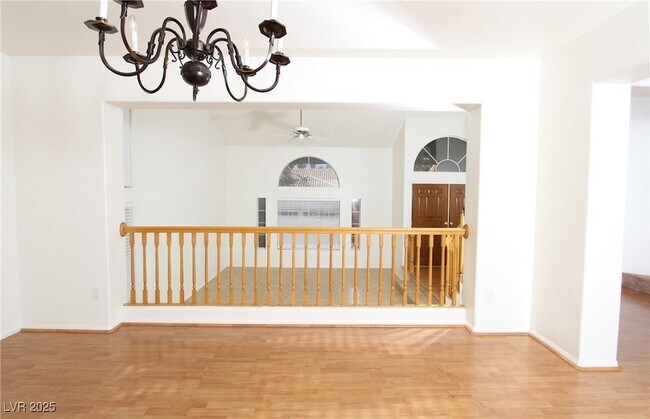 Building Photo - 2830 Via Stella St